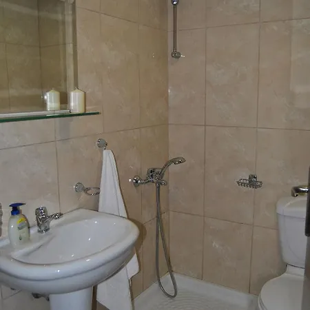 Hotel Theofilos *